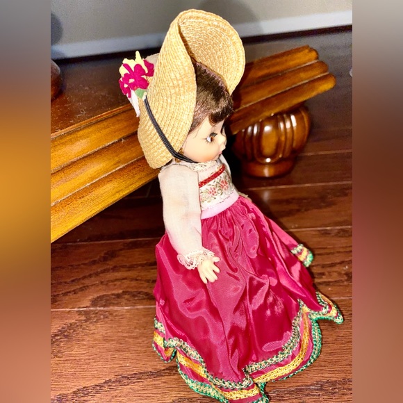 Vintage Madame Alexander Italian Doll Italy Costume Embroidery 1962 - Picture 10 of 12